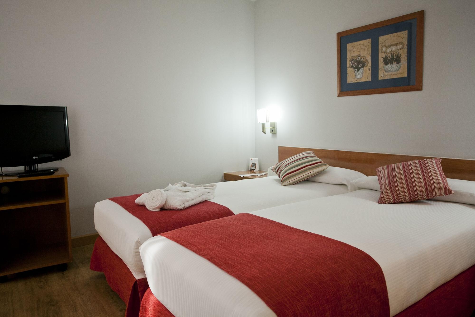 Muralto Madrid Princesa Exterior photo