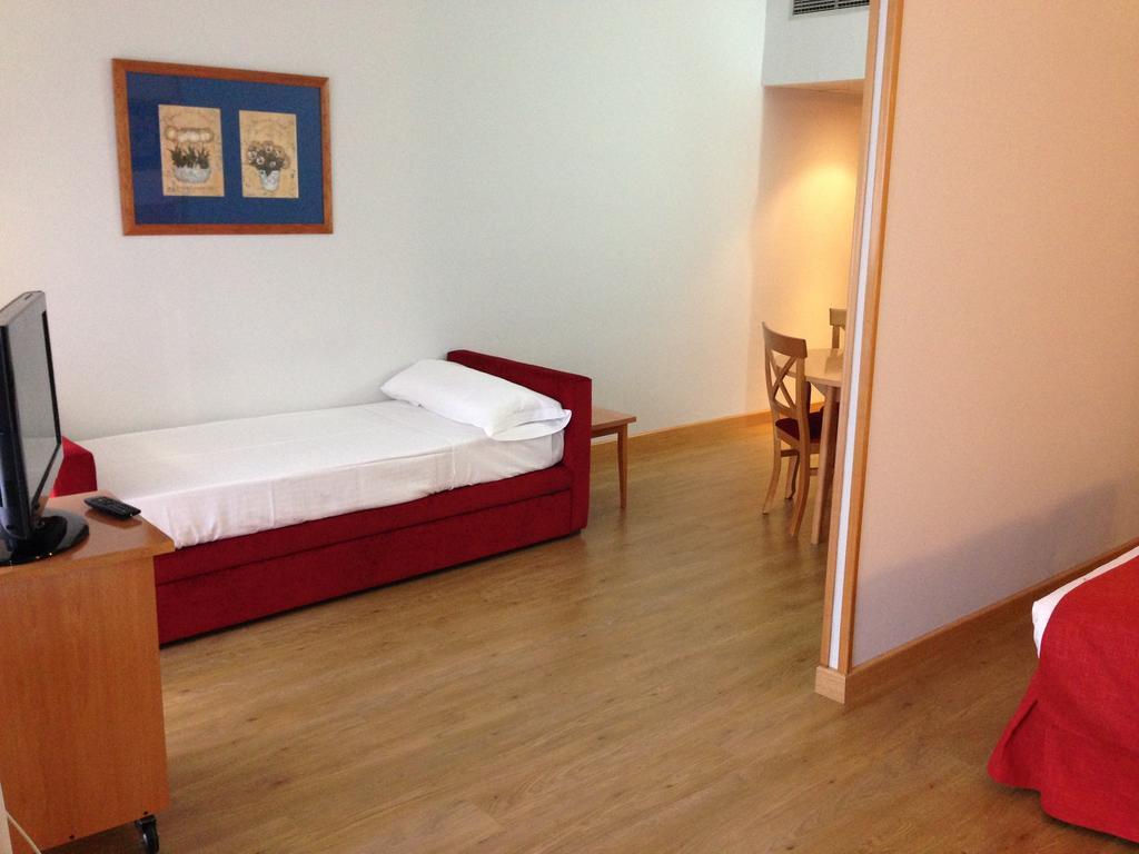 Muralto Madrid Princesa Exterior photo